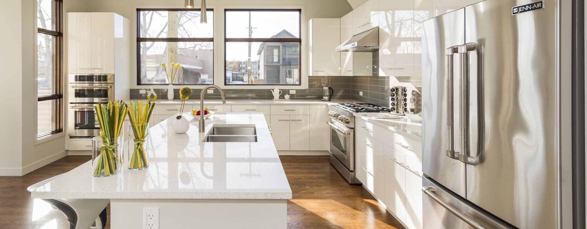 beautiful-shot-modern-house-kitchen.jpg